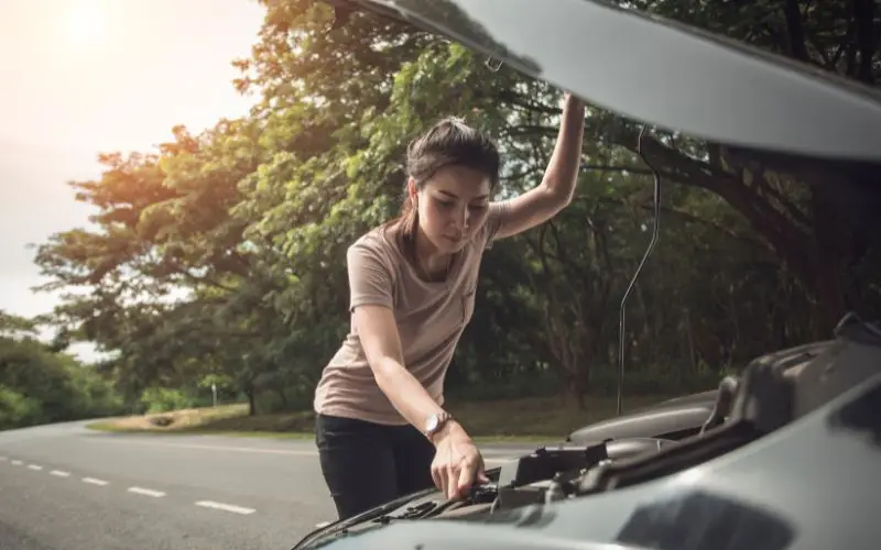 Car Breaks Down on the Road
