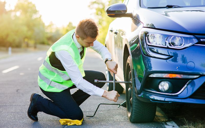 Accident Recovery vs. Standard Towing